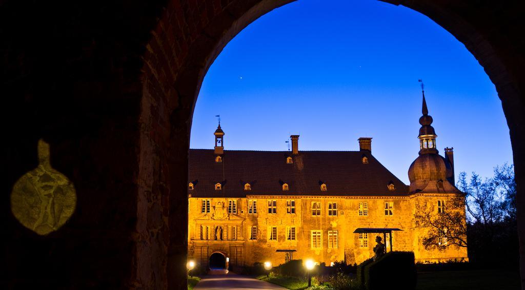 Schloss Lembeck Hotel & Restaurant Dorsten Kültér fotó